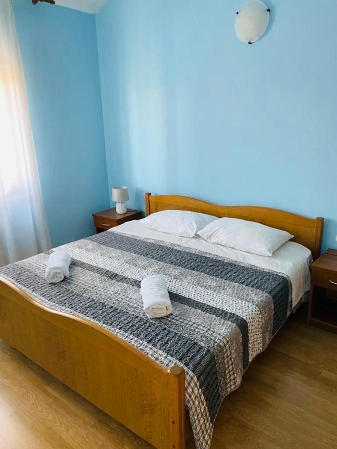 Apartmani Ana Borovac フンタナ エクステリア 写真