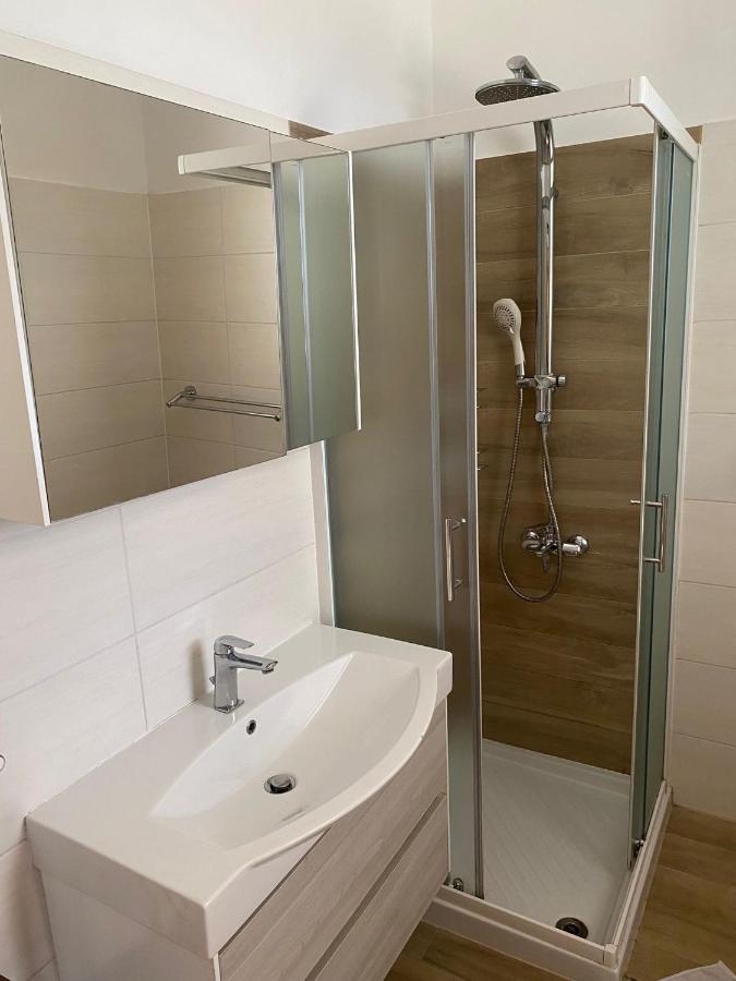 Apartmani Ana Borovac フンタナ エクステリア 写真
